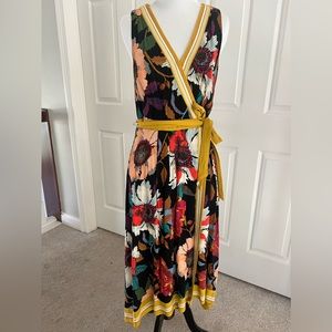 Maeve by Anthropologie Floral Wrap Dress - Size 4 - Never Worn